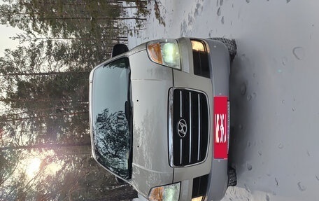 Hyundai H-1 II рестайлинг, 2006 год, 1 750 000 рублей, 3 фотография