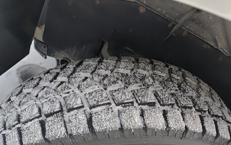 Hyundai H-1 II рестайлинг, 2006 год, 1 750 000 рублей, 17 фотография