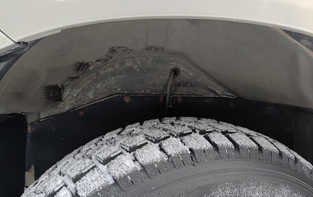 Hyundai H-1 II рестайлинг, 2006 год, 1 750 000 рублей, 13 фотография