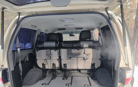 Hyundai H-1 II рестайлинг, 2006 год, 1 750 000 рублей, 23 фотография