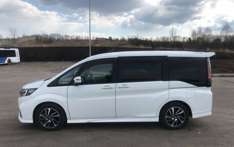 Honda Stepwgn IV, 2021 год, 1 955 000 рублей, 6 фотография