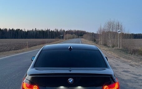 BMW 5 серия, 2006 год, 900 000 рублей, 3 фотография