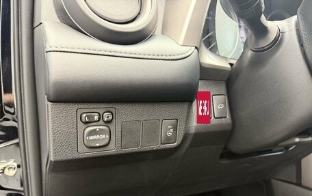 Toyota RAV4, 2018 год, 2 587 000 рублей, 7 фотография