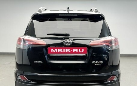 Toyota RAV4, 2018 год, 2 587 000 рублей, 3 фотография