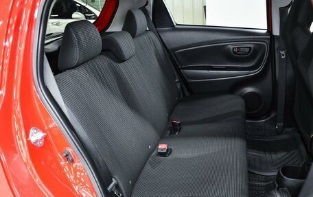 Toyota Vitz, 2017 год, 1 019 000 рублей, 9 фотография