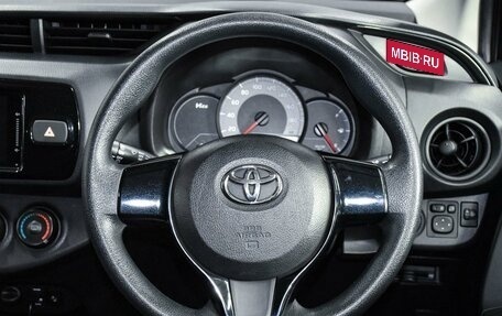 Toyota Vitz, 2017 год, 1 019 000 рублей, 13 фотография