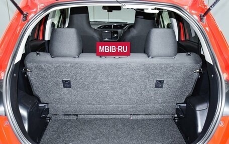 Toyota Vitz, 2017 год, 1 019 000 рублей, 22 фотография