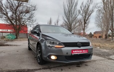 Volkswagen Jetta VI, 2011 год, 800 000 рублей, 1 фотография
