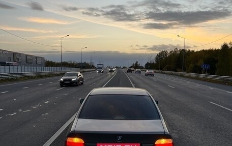 BMW 5 серия, 2002 год, 1 150 000 рублей, 2 фотография