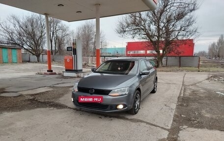 Volkswagen Jetta VI, 2011 год, 800 000 рублей, 8 фотография