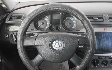 Geely Emgrand EC7, 2013 год, 569 000 рублей, 16 фотография