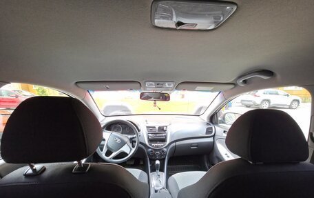 Hyundai Solaris II рестайлинг, 2011 год, 650 000 рублей, 5 фотография