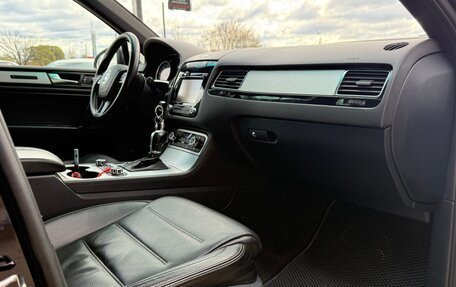 Volkswagen Touareg III, 2012 год, 2 150 000 рублей, 12 фотография