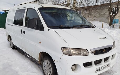 Hyundai H-1 II рестайлинг, 2000 год, 160 000 рублей, 4 фотография