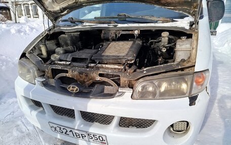 Hyundai H-1 II рестайлинг, 2000 год, 160 000 рублей, 7 фотография