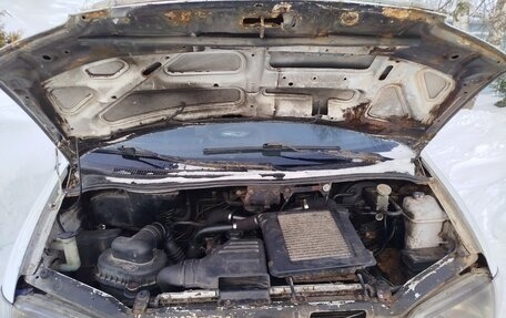 Hyundai H-1 II рестайлинг, 2000 год, 160 000 рублей, 8 фотография