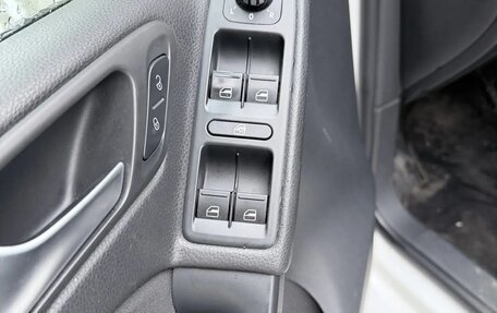 Volkswagen Golf VI, 2011 год, 680 000 рублей, 5 фотография