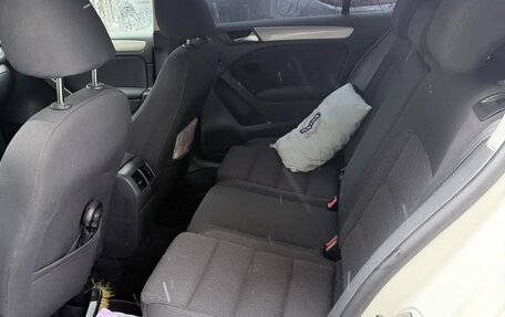 Volkswagen Golf VI, 2011 год, 680 000 рублей, 10 фотография