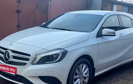 Mercedes-Benz A-Класс, 2013 год, 2 000 000 рублей, 2 фотография