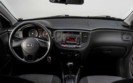 KIA Rio II, 2011 год, 670 000 рублей, 17 фотография