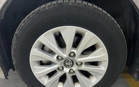 Toyota Corolla, 2022 год, 1 385 000 рублей, 14 фотография