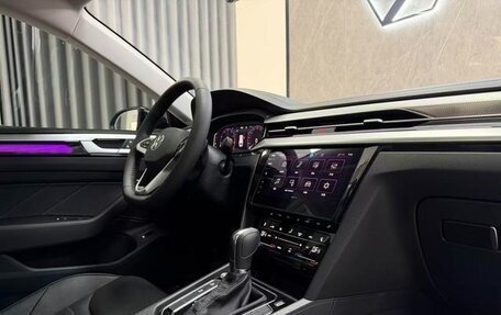 Volkswagen Passat CC, 2024 год, 4 200 000 рублей, 11 фотография