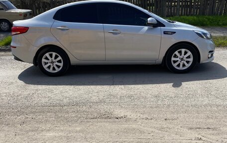 KIA Rio III рестайлинг, 2016 год, 1 090 000 рублей, 1 фотография