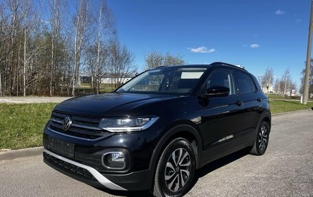Volkswagen T-Cross I, 2022 год, 1 630 000 рублей, 1 фотография