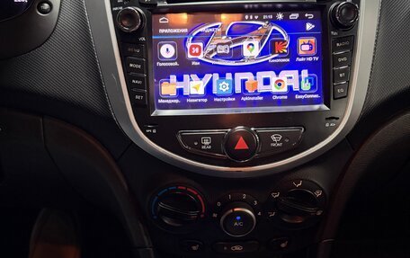 Hyundai Solaris II рестайлинг, 2014 год, 740 000 рублей, 10 фотография