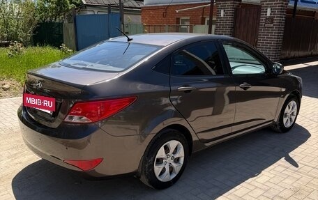 Hyundai Solaris II рестайлинг, 2014 год, 740 000 рублей, 17 фотография