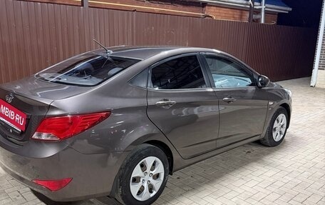 Hyundai Solaris II рестайлинг, 2014 год, 740 000 рублей, 7 фотография