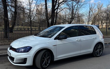 Volkswagen Golf GTI VII, 2015 год, 2 100 000 рублей, 3 фотография