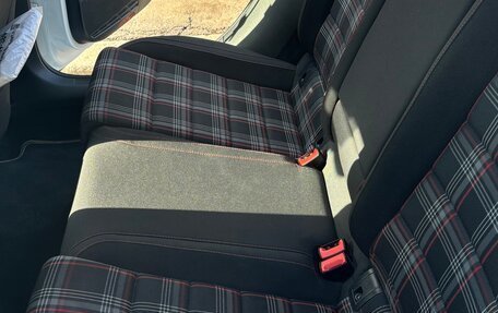 Volkswagen Golf GTI VII, 2015 год, 2 100 000 рублей, 8 фотография