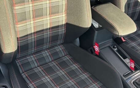 Volkswagen Golf GTI VII, 2015 год, 2 100 000 рублей, 13 фотография