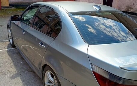 BMW 5 серия, 2006 год, 950 000 рублей, 9 фотография