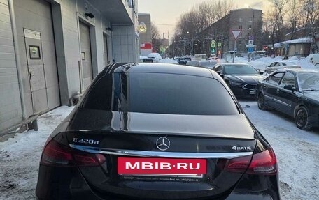 Mercedes-Benz E-Класс, 2021 год, 3 100 000 рублей, 6 фотография