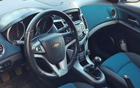 Chevrolet Cruze II, 2011 год, 630 000 рублей, 6 фотография