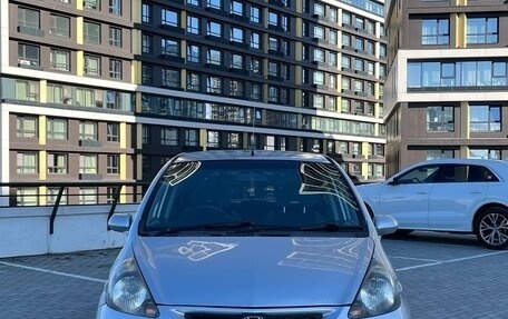 Honda Fit III, 2002 год, 250 000 рублей, 2 фотография