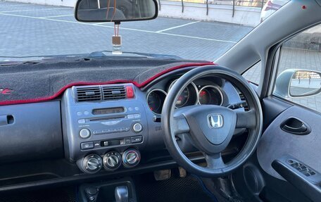 Honda Fit III, 2002 год, 250 000 рублей, 8 фотография