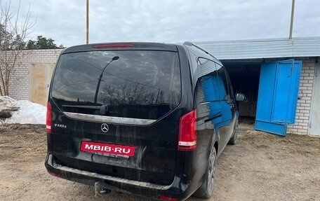 Mercedes-Benz V-Класс, 2018 год, 4 400 000 рублей, 3 фотография