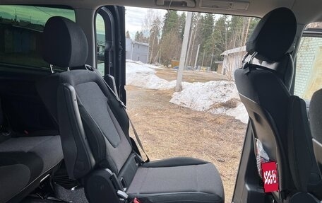 Mercedes-Benz V-Класс, 2018 год, 4 400 000 рублей, 9 фотография