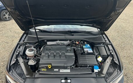 Volkswagen Passat B8 рестайлинг, 2018 год, 1 890 000 рублей, 8 фотография