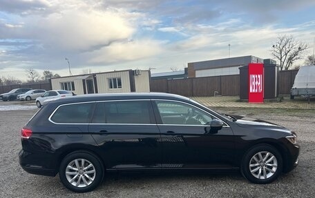 Volkswagen Passat B8 рестайлинг, 2018 год, 1 890 000 рублей, 3 фотография