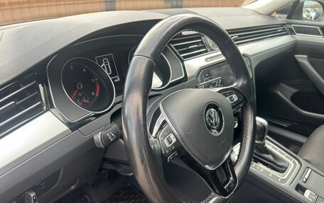 Volkswagen Passat B8 рестайлинг, 2018 год, 1 890 000 рублей, 14 фотография