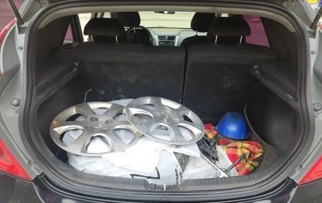 Hyundai Solaris II рестайлинг, 2012 год, 800 000 рублей, 5 фотография