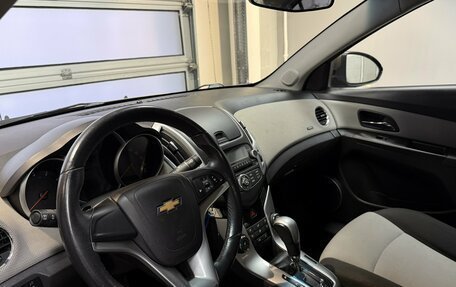 Chevrolet Cruze II, 2013 год, 775 000 рублей, 10 фотография