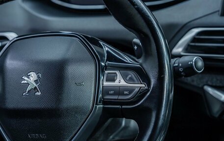 Peugeot 3008 II, 2018 год, 1 602 000 рублей, 14 фотография