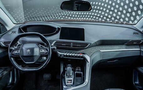 Peugeot 3008 II, 2018 год, 1 602 000 рублей, 13 фотография