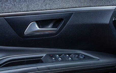 Peugeot 3008 II, 2018 год, 1 602 000 рублей, 18 фотография