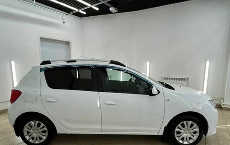 Renault Sandero II рестайлинг, 2018 год, 835 000 рублей, 3 фотография